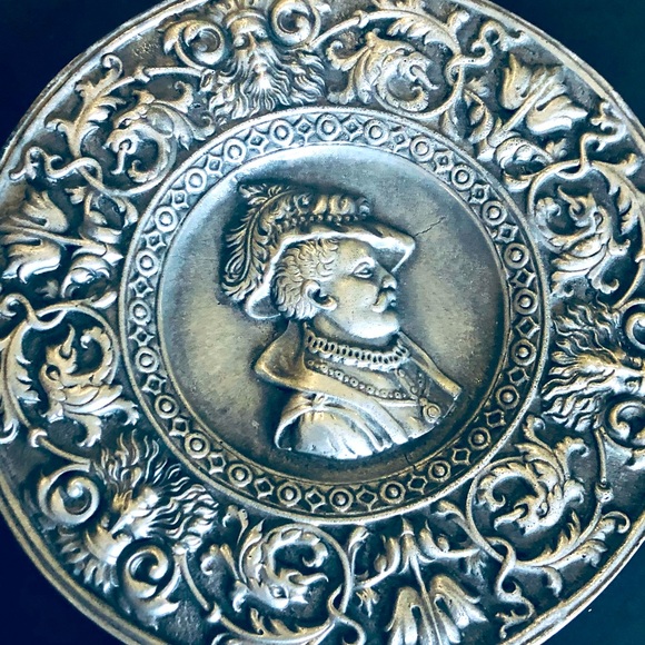 Antique Style Green Man Portrait of Cast Metal Charger Plate Wall Plaque 12”each - Picture 3 of 11